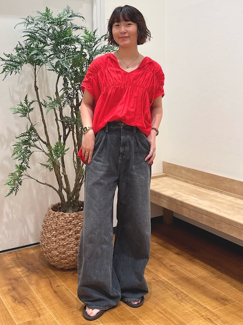 リネン混ギャザーノースリブラウス
