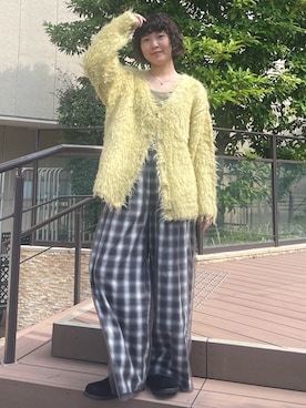 「アイテム（スリッポン）」を使った、濵中　心さん（レディース・162cm）の夏コーディネート