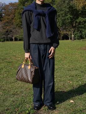 「アイテム（ボストンバッグ）」を使った、F.I.L.O__さん（メンズ・174cm）の秋コーディネート