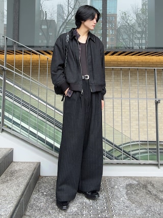 「SINSS(シンス)の2way slit half moon mini bag / 2wayスリットハーフムーンミニバッグ(ショルダーバッグ)」を使った、そらさん(メンズ・181cm)の秋コーディネート