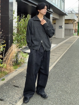 「SINSS（シンス）のWide balloon denim / ワイドバルーンデニム（デニムパンツ、ブラック系）」を使った、そらさん（メンズ・181cm）の秋コーディネート