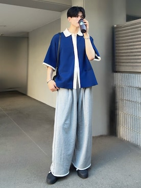 「SINSS（シンス）のTwo tuck sweatpants / 2タックスウェットパンツ（スウェットパンツ、グレー系）」を使った、そらさん（メンズ・181cm）の夏コーディネート