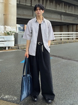「SINSS（シンス）のTwo tuck wide straight stripe slacks / ２タックワイドストレートストライプスラックス（スラックス、ブラック系）」を使った、そらさん（メンズ・181cm）の秋コーディネート