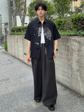 「SINSS（シンス）の3-Tuck wide straight slacks / 3タックワイドストレートスラックス（Trousers、ブラック系）」を使った、そらさん（メンズ・181cm）の夏コーディネート