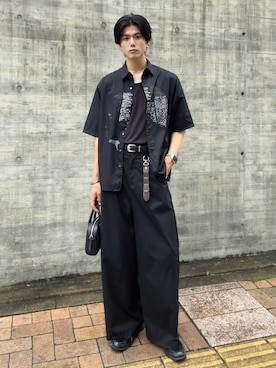 「SINSS（シンス）のTwo tuck wide straight stripe slacks / ２タックワイドストレートストライプスラックス（スラックス、ブラック系）」を使った、そらさん（メンズ・181cm）の秋コーディネート