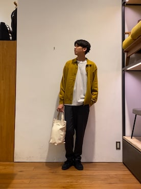 「アイテム（カーディガン/ボレロ）」を使った、かわむらさん（メンズ・183cm）の秋コーディネート