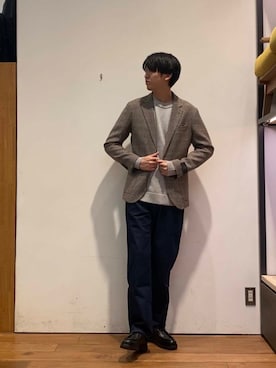 「冬の差し色コーデ」｜「アイテム（ジャケット/アウター）」を使った、かわむらさん（メンズ・183cm）の冬コーディネート