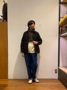 「アイテム（マフラー）」を使った、かわむらさん（メンズ・183cm）の秋コーディネート