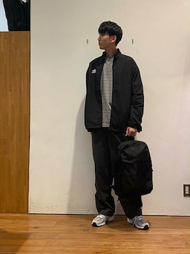 「YAKPAK（ヤックパック）のアイテム（バックパック/リュック）」を使った、かわむらさん（メンズ・183cm）の秋コーディネート