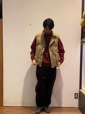 「冬の差し色コーデ」｜「アイテム（スウェット）」を使った、かわむらさん（メンズ・183cm）の冬コーディネート