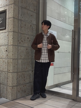 「URBAN RESEARCH DOORS（アーバンリサーチドアーズ）のDANTON　FLEECE COLLARLESS JACKET（テーラードジャケット、ブラウン系）」を使った、かわむらさん（メンズ・183cm）の秋コーディネート