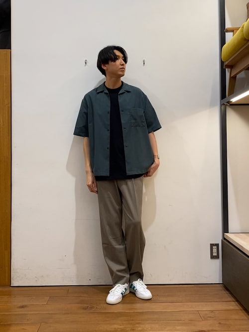 回想の階層　アン＝サード　UR URBAN RESEARCH DOORS】ブランドアンバサダー・仁村紗和が着こなす「UR