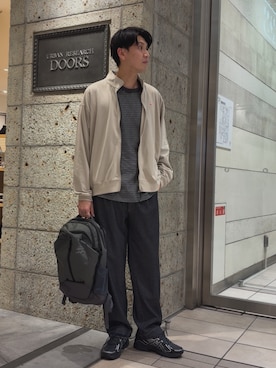 「アイテム（バックパック/リュック）」を使った、かわむらさん（メンズ・183cm）の秋コーディネート