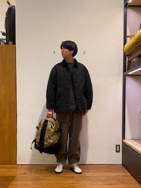 「アイテム（バックパック/リュック）」を使った、かわむらさん（メンズ・183cm）の秋コーディネート