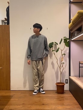 「アイテム（トップス）」を使った、かわむらさん（メンズ・183cm）の夏コーディネート