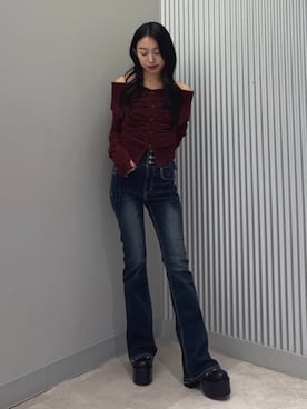 「EMODA（エモダ）のアイテム（デニムパンツ）」を使った、西村涼楓さん（レディース・151cm）の秋コーディネート