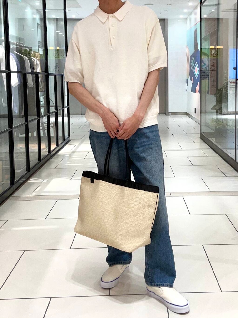 「アーバンリサーチ、URBANRESEARCH、夏ファッション」｜「VANSのVANS PREMIUM　Slip-On Reissue 98（スニーカー、ホワイト系）」を使った、tmy928さん（メンズ・184cm）の夏コーディネートの1枚目の写真