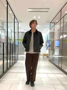 「URBAN RESEARCH」｜「アイテム（ジャケット/アウター）」を使った、tmy928さん（メンズ・184cm）の秋コーディネート