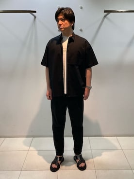「COMME CA MEN（コムサメン）のレザー サンダル（サンダル、ブラック系）」を使った、COMME CA MEN OFFICIALさん（メンズ・181cm）の春コーディネート