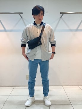 「アイテム（ボディバッグ/ウエストポーチ）」を使った、COMME CA MEN OFFICIALさん（メンズ・172cm）の春コーディネート