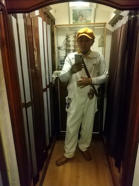 「アイテム（サロペット/オーバーオール）」を使った、ヒーコー.ブコーさん（メンズ・166cm）の秋コーディネート