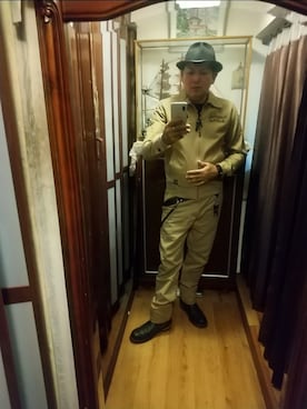 「アイテム（財布/小物）」を使った、ヒーコー.ブコーさん（メンズ・166cm）の秋コーディネート