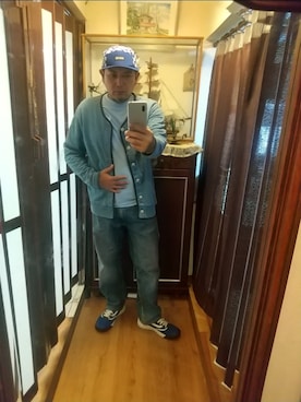 「アイテム（トップス）」を使った、ヒーコー.ブコーさん（メンズ・166cm）の秋コーディネート