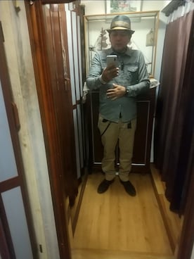 「アイテム（シャツ/ブラウス）」を使った、ヒーコー.ブコーさん（メンズ・166cm・40代）の秋コーディネート