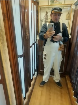 「アイテム（ショルダーバッグ）」を使った、ヒーコー.ブコーさん（メンズ・166cm・40代）の冬コーディネート