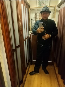 「アイテム（パンツ）」を使った、ヒーコー.ブコーさん（メンズ・166cm）の秋コーディネート