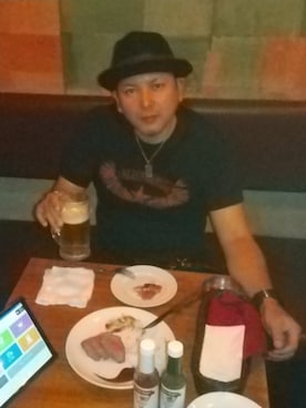 「アイテム（アナログ腕時計）」を使った、heekoo.bucouさん（メンズ・166cm）の秋コーディネート