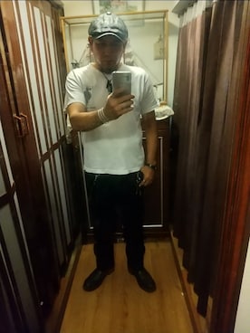 「アイテム（バングル/リストバンド）」を使った、heekoo.bucouさん（メンズ・166cm・40代）の秋コーディネート