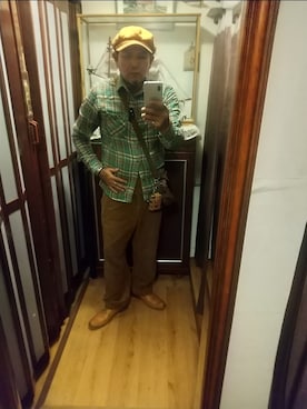 「アイテム（キャスケット）」を使った、ヒーコー.ブコーさん（メンズ・166cm）の秋コーディネート