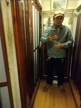 「アイテム（デニムジャケット）」を使った、ヒーコー.ブコーさん（メンズ・166cm）の秋コーディネート