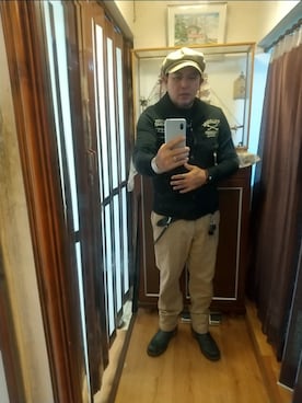 「アイテム（キャスケット）」を使った、ヒーコー.ブコーさん（メンズ・166cm）の秋コーディネート