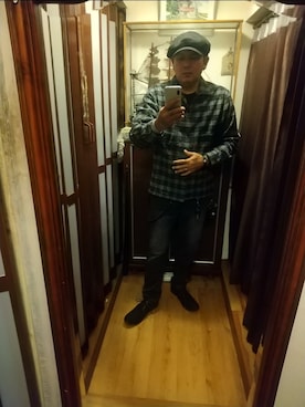 「アイテム（バングル/リストバンド）」を使った、ヒーコー.ブコーさん（メンズ・166cm）の秋コーディネート