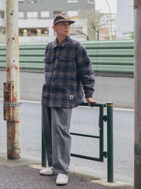「XLARGE（エクストララージ）のアイテム（その他アウター）」を使った、塩田裕典さん（メンズ・173cm）の秋コーディネート