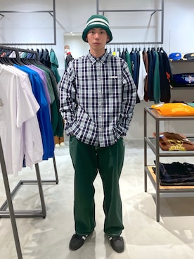 「XLARGE（エクストララージ）のアイテム」を使った、塩田裕典さん（メンズ・173cm）の春コーディネート
