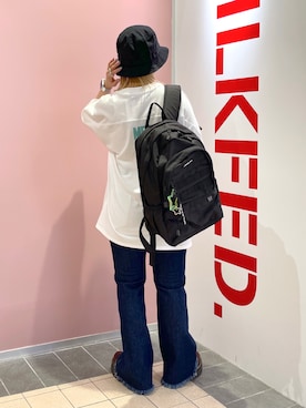 「フリンジデニム」｜「アイテム（財布/小物）」を使った、森日菜子さん（レディース・154cm）の夏コーディネート