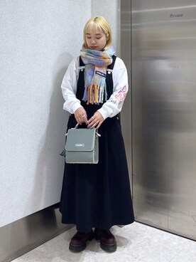 「MILKFED.（ミルクフェド）のSQUARE BAG（ショルダーバッグ）」を使った、森日菜子さん（レディース・154cm）の冬コーディネート