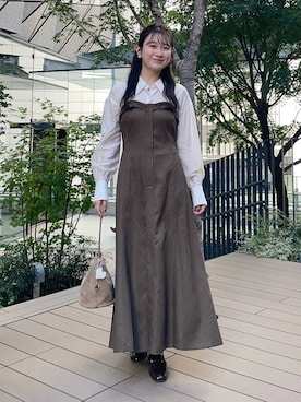 「アイテム（キーホルダー、ベージュ系）」を使った、MiOさん（レディース・155cm）の秋コーディネート