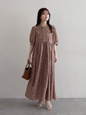 「mysty woman（ミスティウーマン）のリュクスラインヒールサンダル 664981（サンダル、ホワイト系）」を使った、MiOさん（レディース・155cm）の春コーディネート