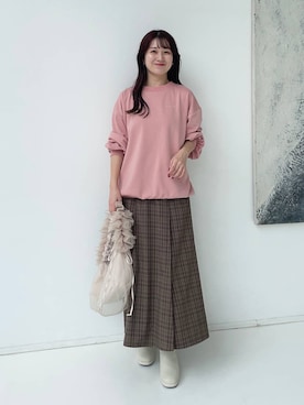 「mysty woman（ミスティウーマン）のアイテム（スウェット）」を使った、MiOさん（レディース・155cm）の秋コーディネート