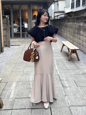 「アイテム（キーホルダー）」を使った、MiOさん（レディース・155cm）の秋コーディネート