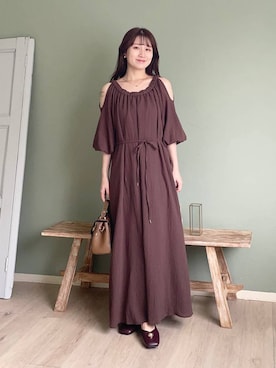 「アイテム（バレエシューズ、レッド系）」を使った、MiOさん（レディース・155cm）の夏コーディネート