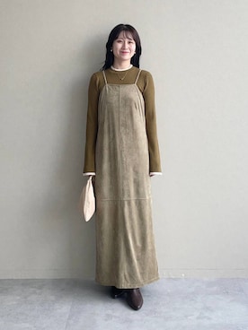 「アイテム（ワンピース/ドレス、ベージュ系）」を使った、MiOさん（レディース・155cm）の秋コーディネート