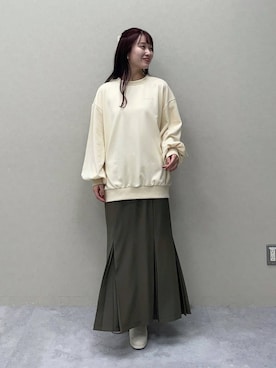 「mysty woman（ミスティウーマン）のアイテム（スウェット）」を使った、MiOさん（レディース・155cm）の秋コーディネート