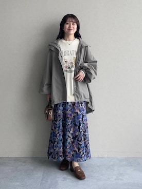 「アイテム（スウェット）」を使った、MiOさん（レディース・155cm）の秋コーディネート