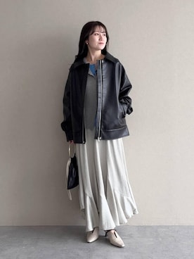 「mysty woman（ミスティウーマン）のバックストラップミュール 639499（サンダル、ホワイト系）」を使った、MiOさん（レディース・155cm）の春コーディネート