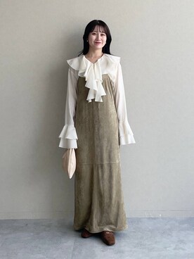 「mysty woman（ミスティウーマン）の【LE VERNIS】トライアングルBAG 574317（ハンドバッグ）」を使った、MiOさん（レディース・155cm）の秋コーディネート